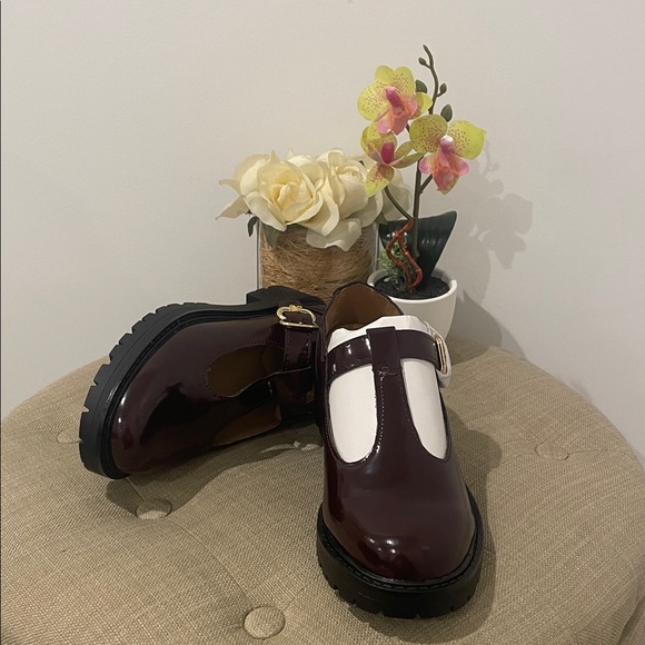 Sam Edelman Other - *New* Sam Edelman Burgundy and Gold T-Strap Kids Shoes